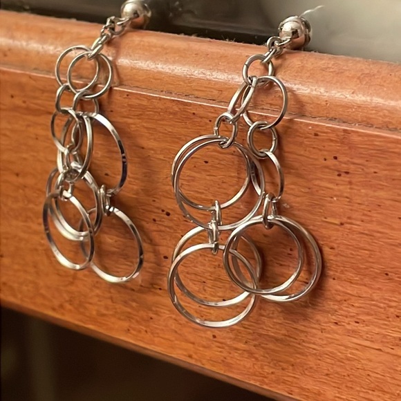 Chic Silver 80’s Style Multi-Hoop Earrings - Picture 3 of 6